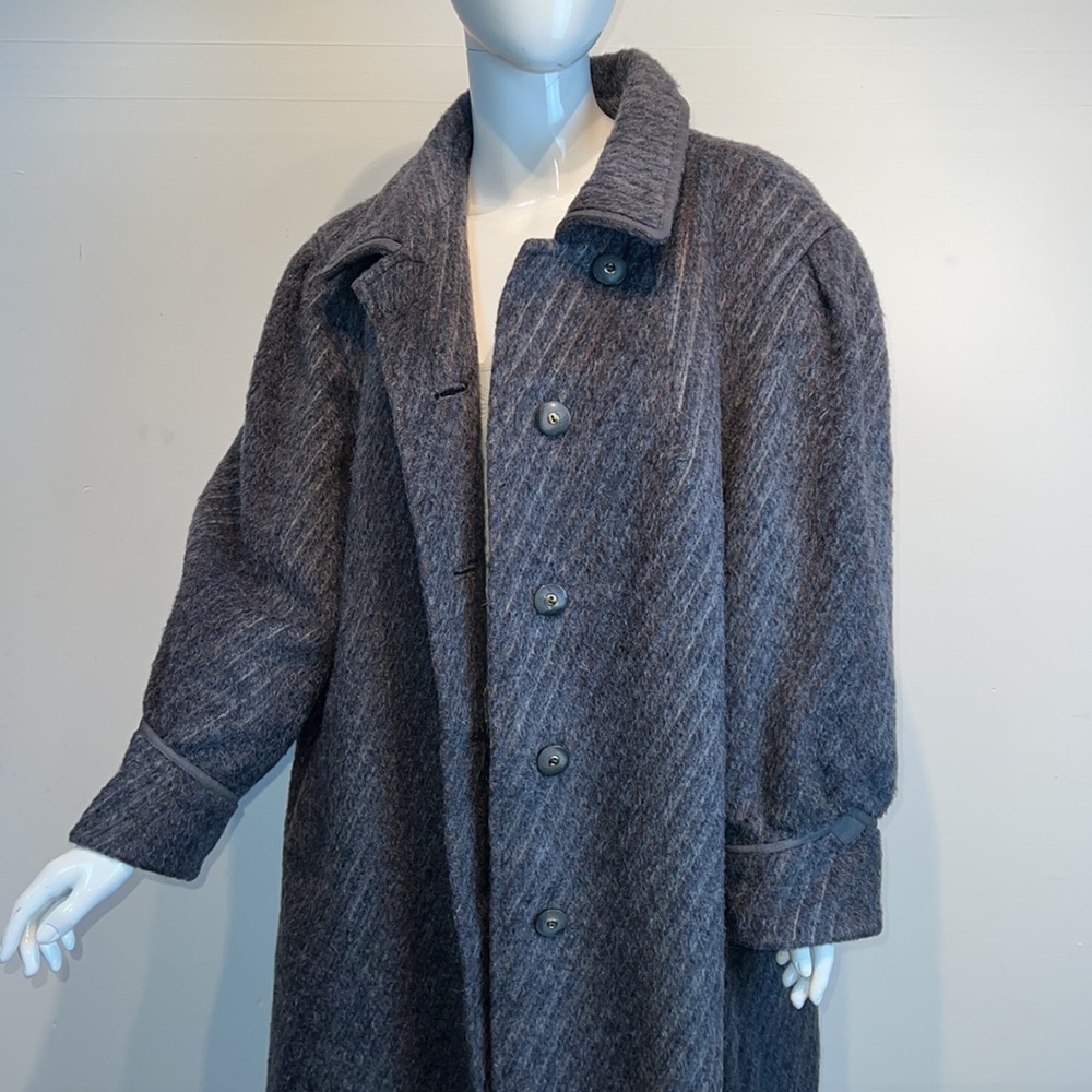 Woman’s Vtg Wool Grey Puffy Sleeves Size 2X Coat - Picture 2 of 14